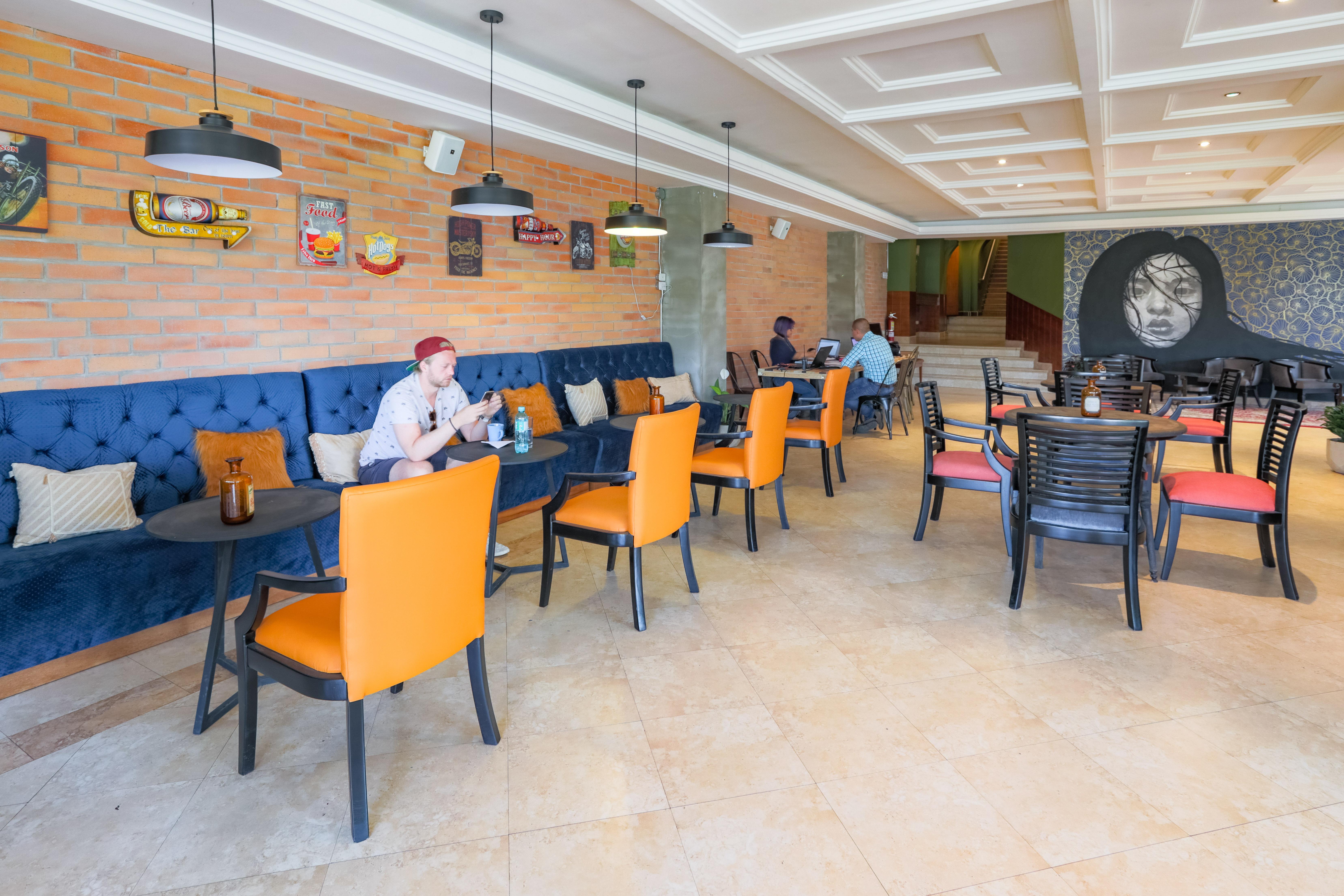 Socialtel Cuenca Hotel Exterior photo
