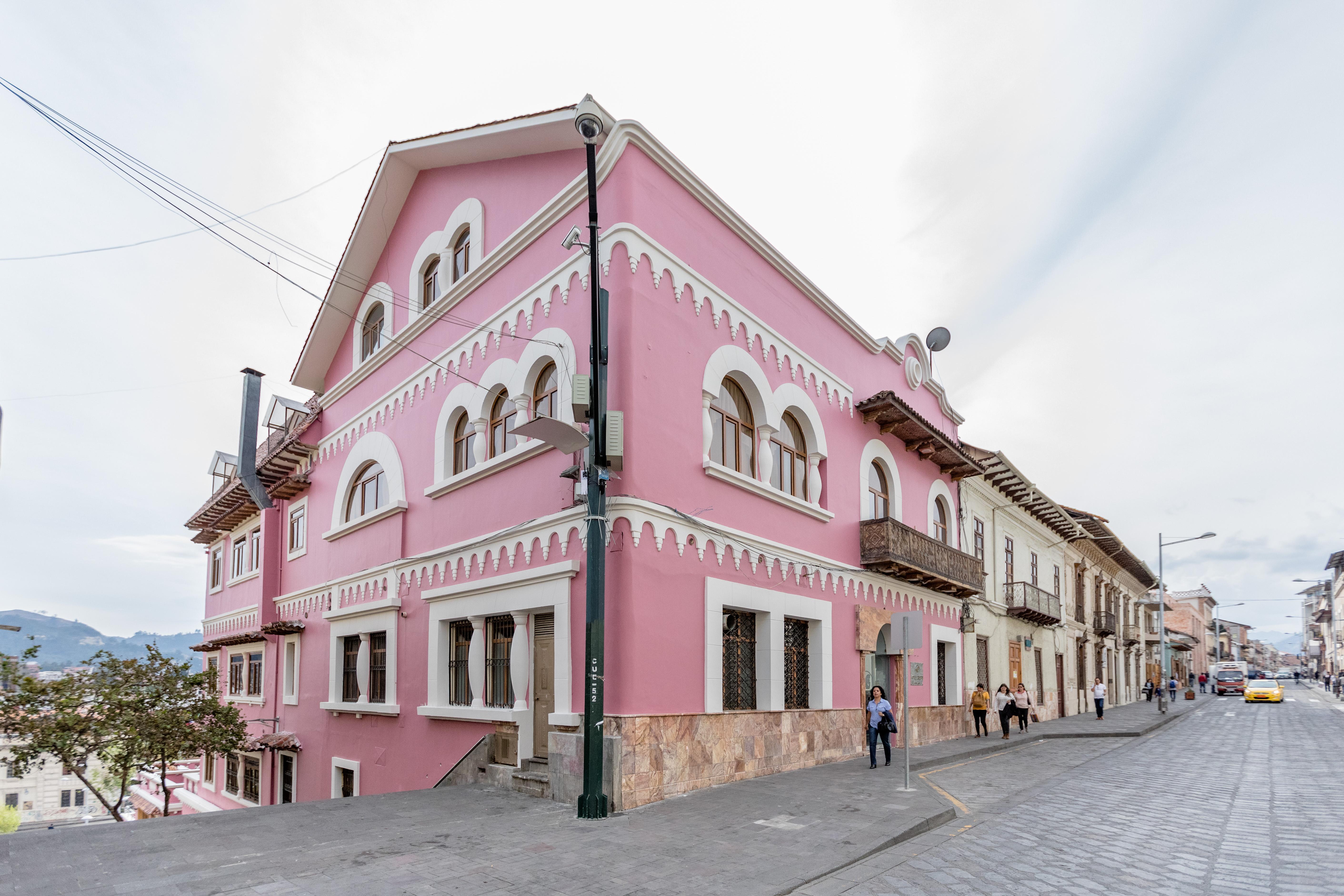 Socialtel Cuenca Hotel Exterior photo